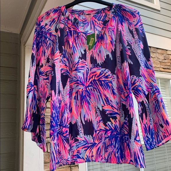 Lilly Pulitzer Tops - LILLY PULITZER top-NWT